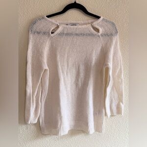 Jennifer Lopez  Cream Sweater